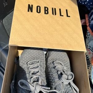 Dark grey knit runners